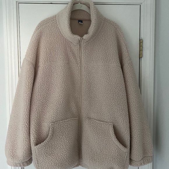 Old Navy Sherpa Jacket (Maternity) - Picture 1 of 1